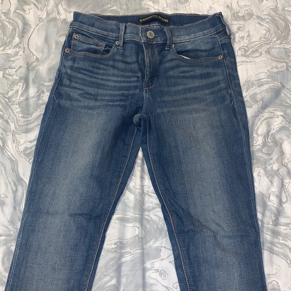 Express jeans, mid rise, leggings. Size 4R